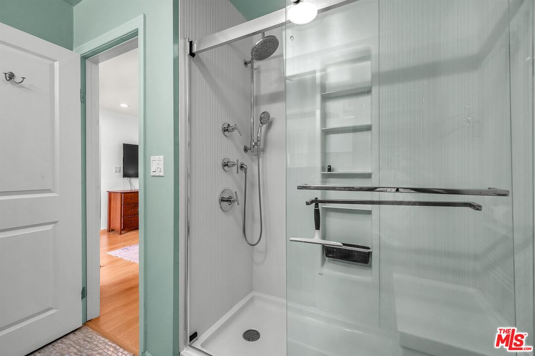 5215 S SEPULVEDA BLVD Unit: 17A