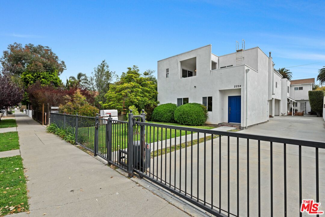 2224 Penmar Ave