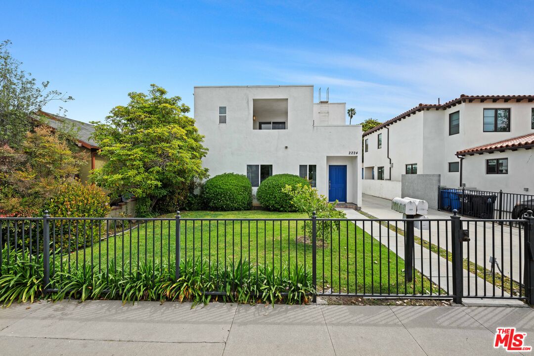 2224 Penmar Ave