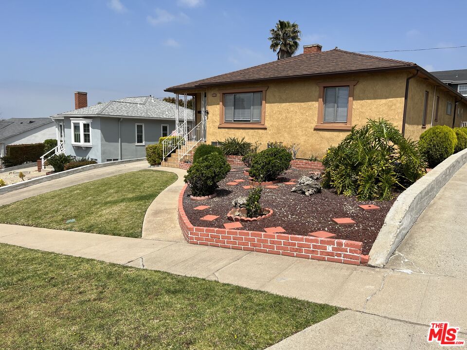 12315 Stanwood Dr