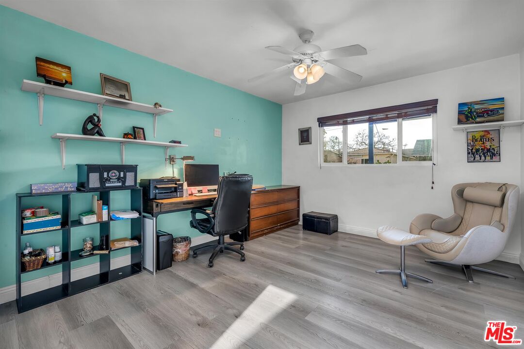 3485 Rosewood Ave