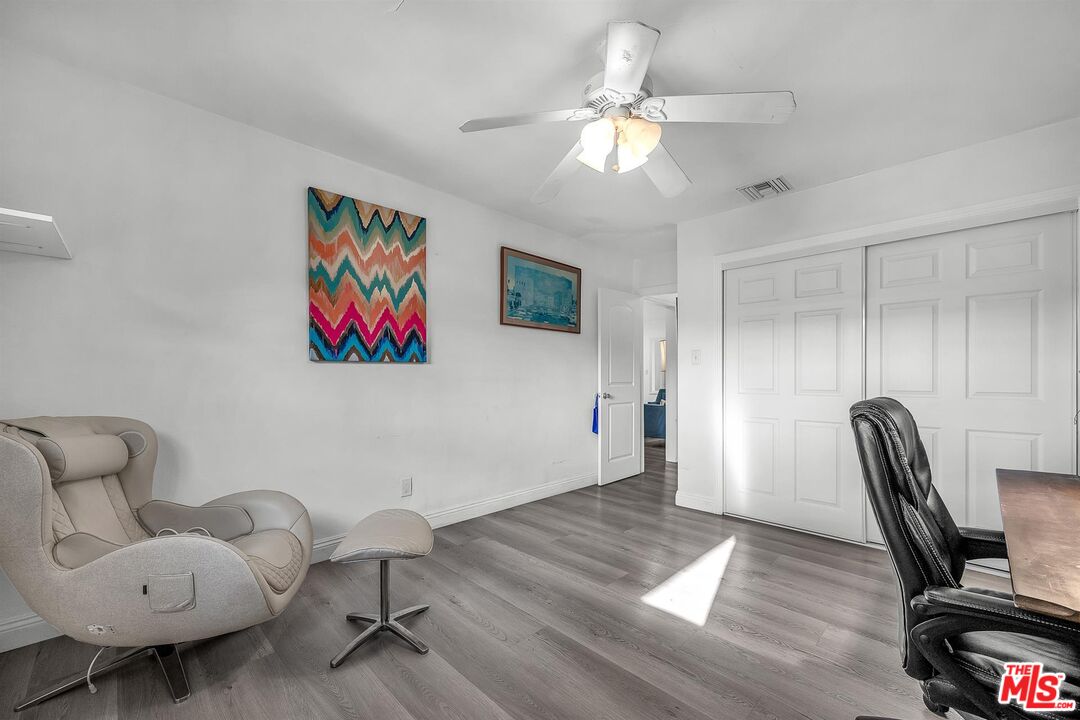3485 Rosewood Ave