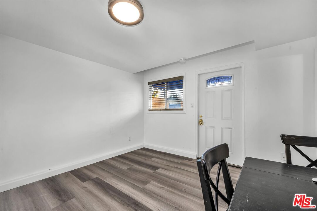 3485 Rosewood Ave