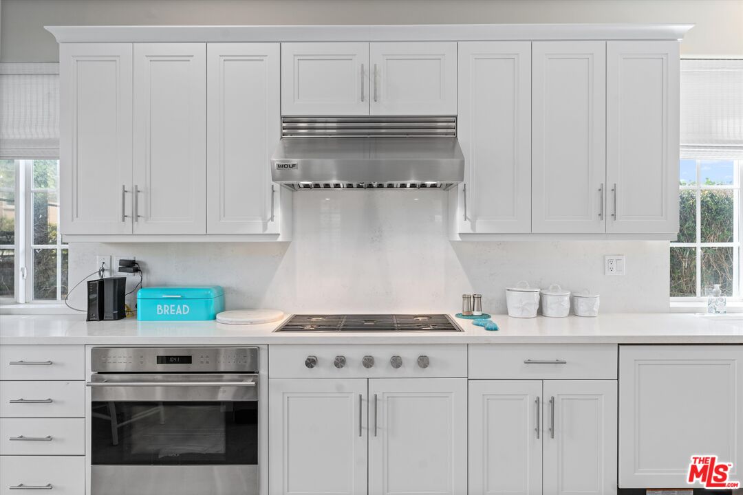 912 Harbor Crossing Ln