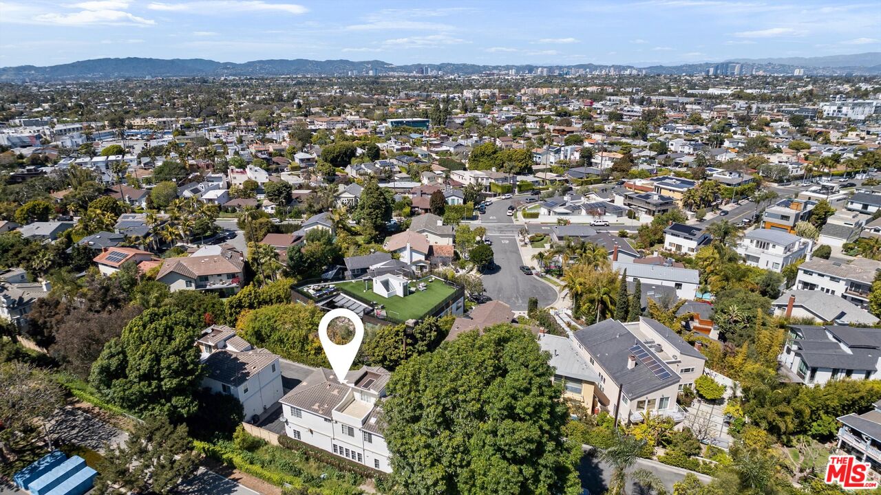 912 Harbor Crossing Ln