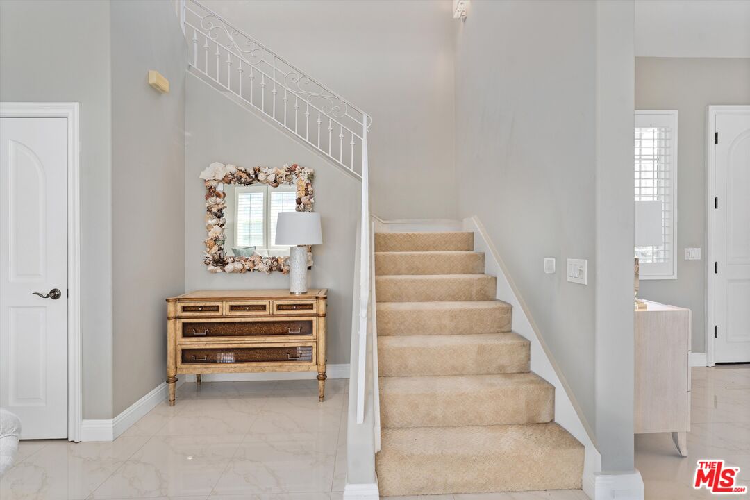 912 Harbor Crossing Ln