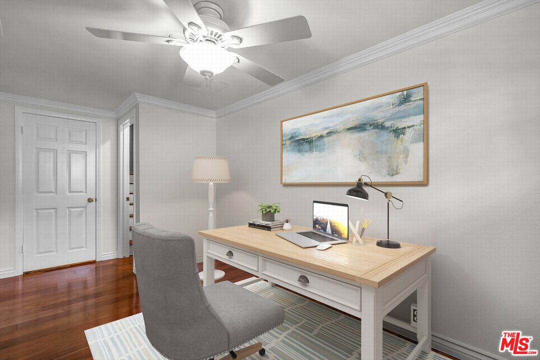 2611 Carnegie Ln Unit: 3