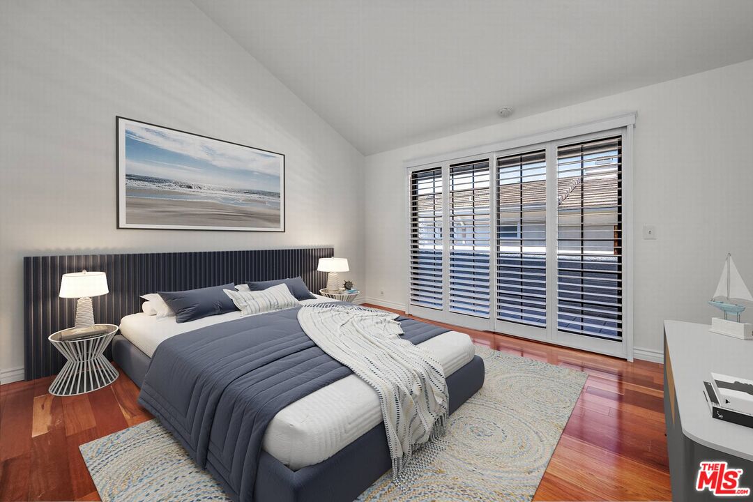 2611 Carnegie Ln Unit: 3