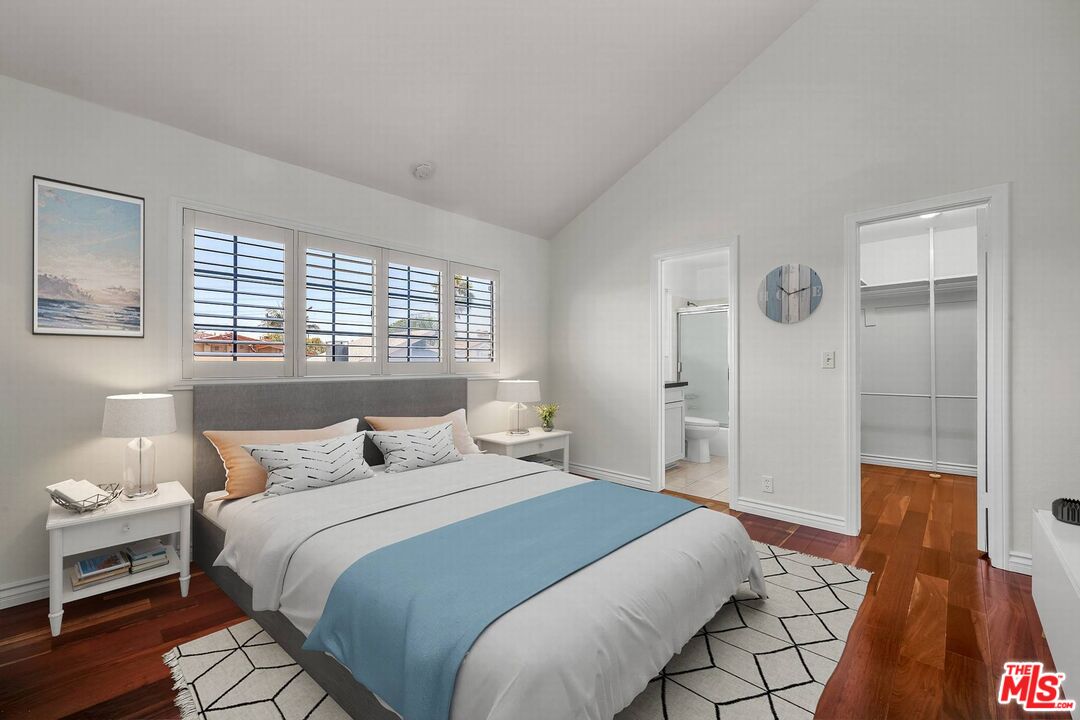 2611 Carnegie Ln Unit: 3