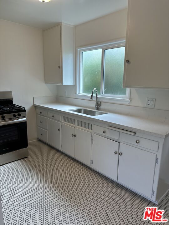 3017 Colorado Ave Unit: B