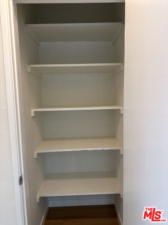 3017 Colorado Ave Unit: B