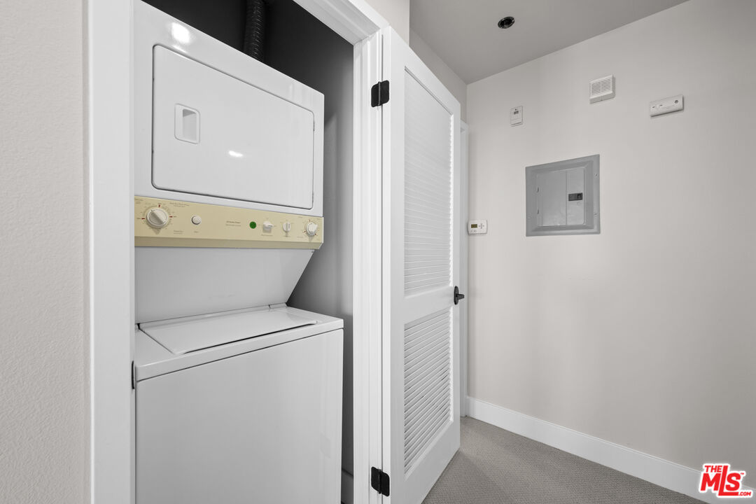 2367 Jefferson St Unit: 320