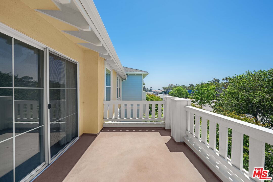 2367 Jefferson St Unit: 320