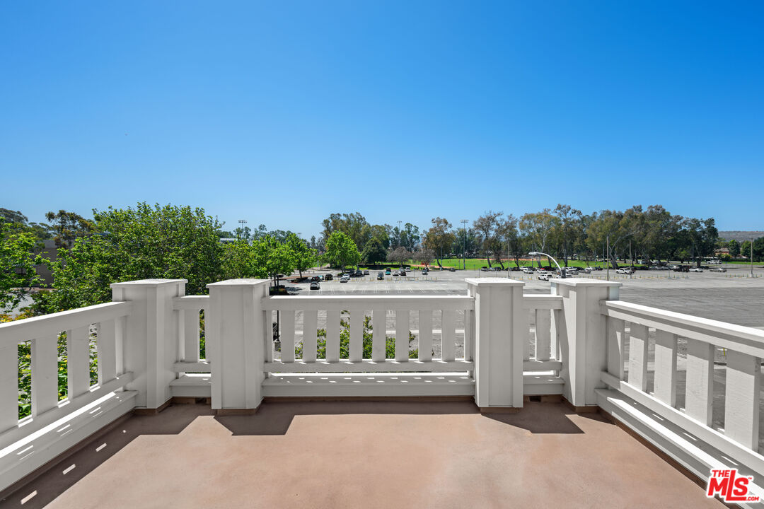 2367 Jefferson St Unit: 320