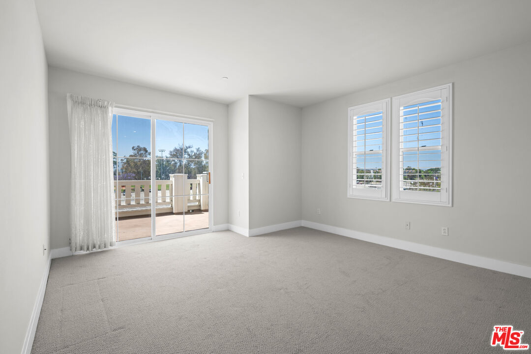 2367 Jefferson St Unit: 320