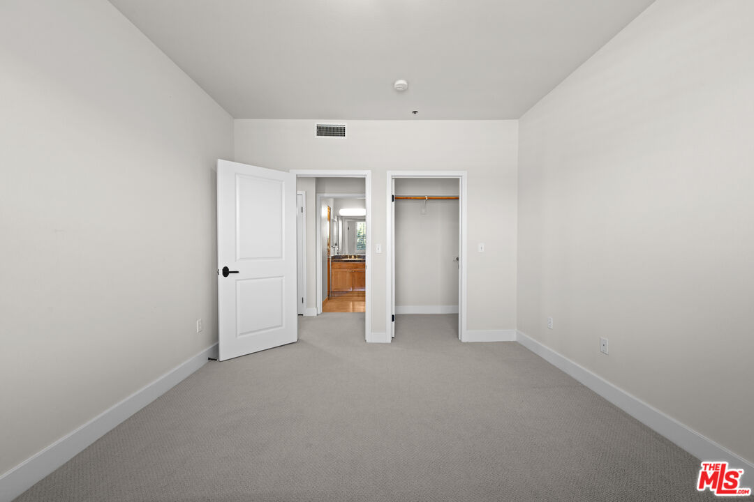 2367 Jefferson St Unit: 320