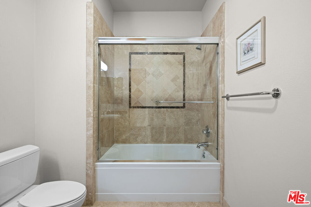 2367 Jefferson St Unit: 320