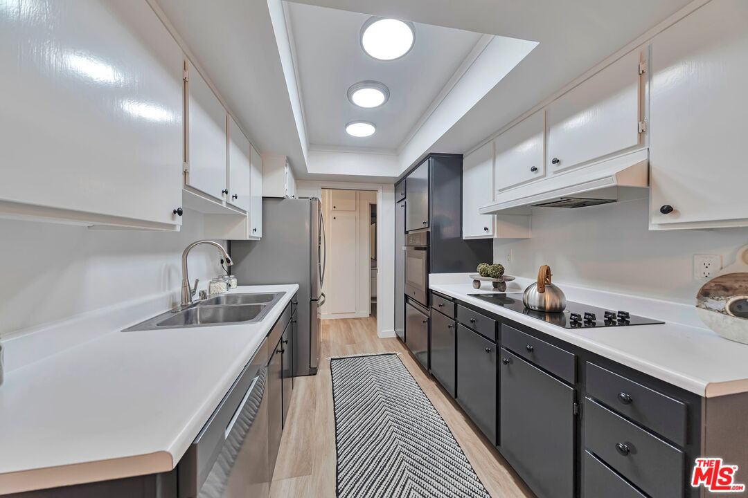 5870 Green Valley Cir Unit: 130