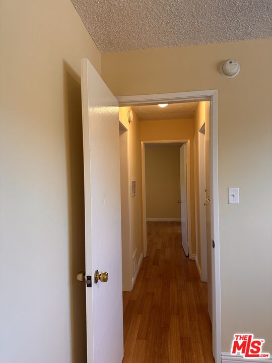 5411 S Centinela Ave Unit: 4