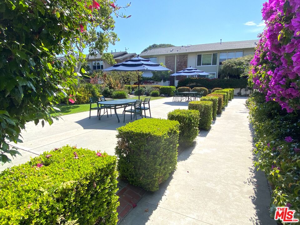 5215 Sepulveda Blvd Unit: 15D