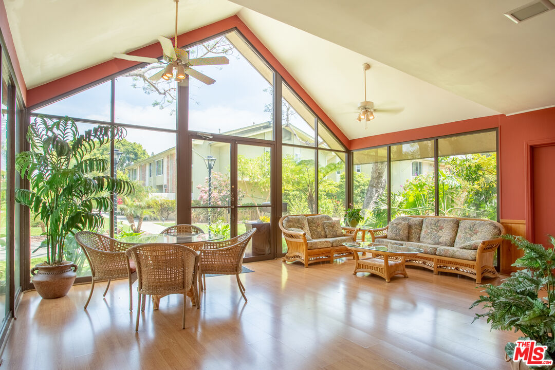 5215 Sepulveda Blvd Unit: 15D