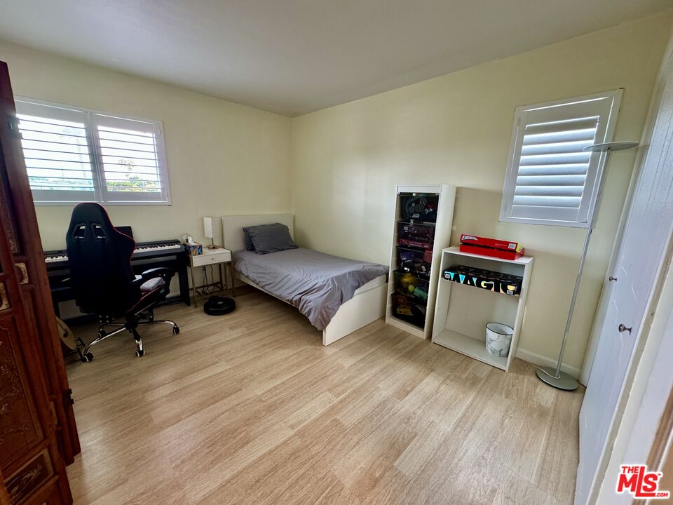 5215 Sepulveda Blvd Unit: 15D