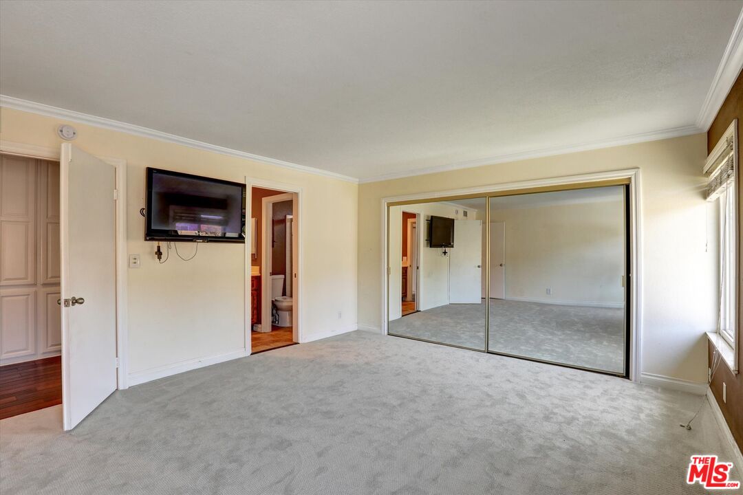 23442 Wagon Trail Rd