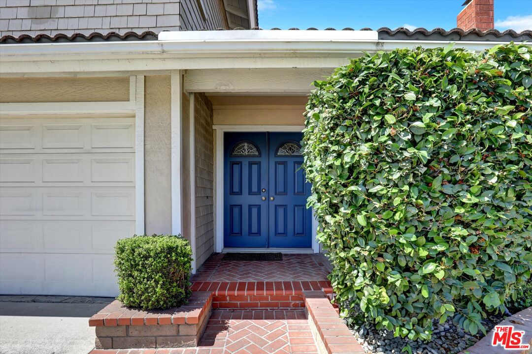 23442 Wagon Trail Rd