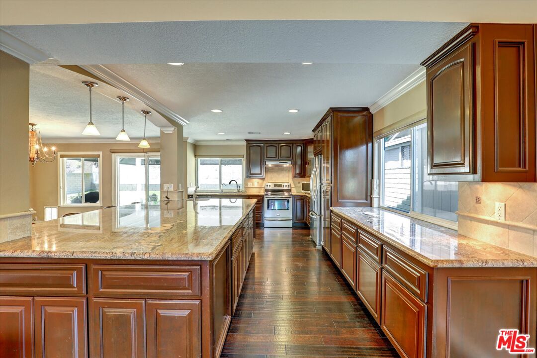 23442 Wagon Trail Rd