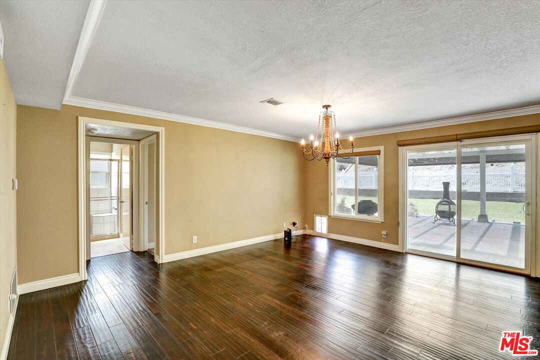 23442 Wagon Trail Rd