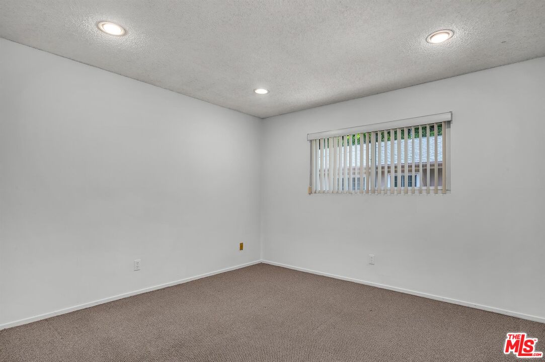 5215 Sepulveda Blvd Unit: 8B