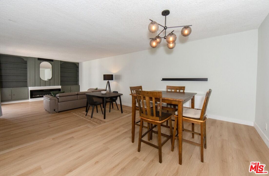 6124 Buckingham Pkwy Unit: 307
