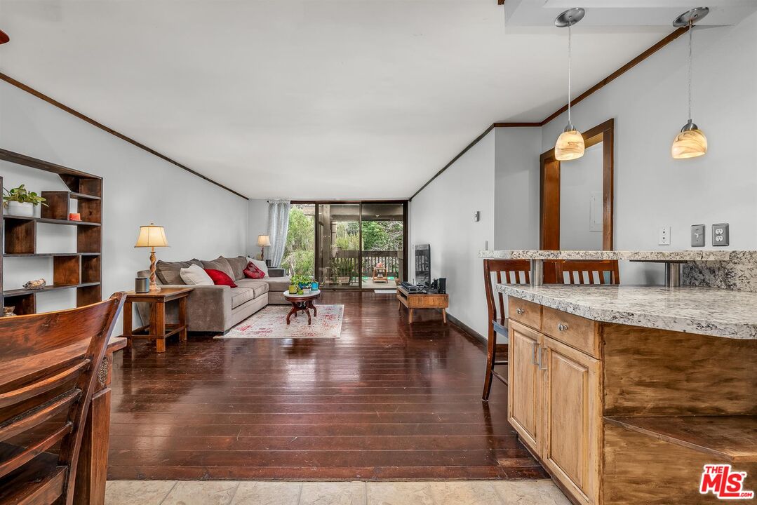 7765 W 91st St Unit: A3118