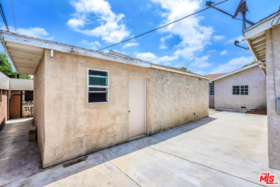 10448 W Zamora Ave