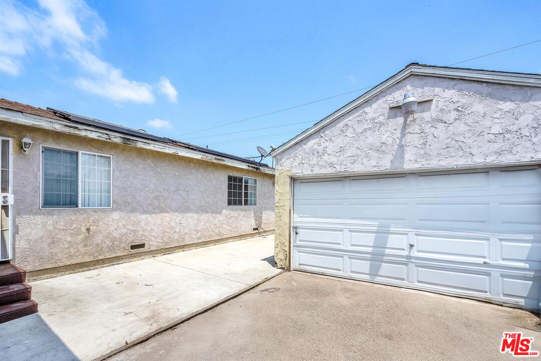 10448 W Zamora Ave