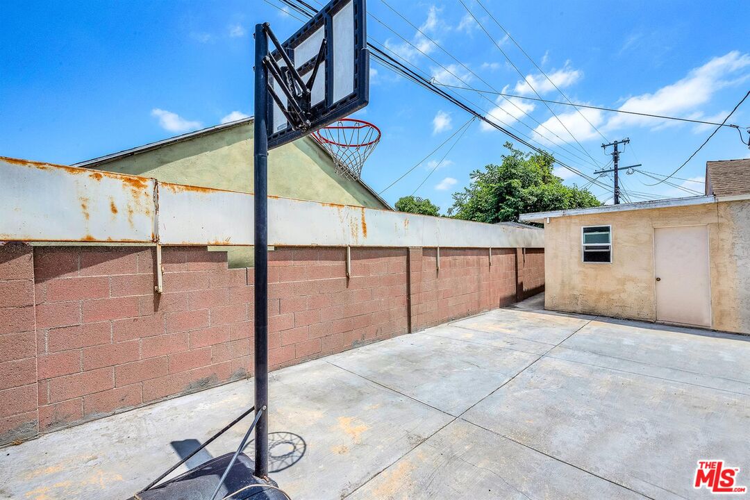 10448 W Zamora Ave