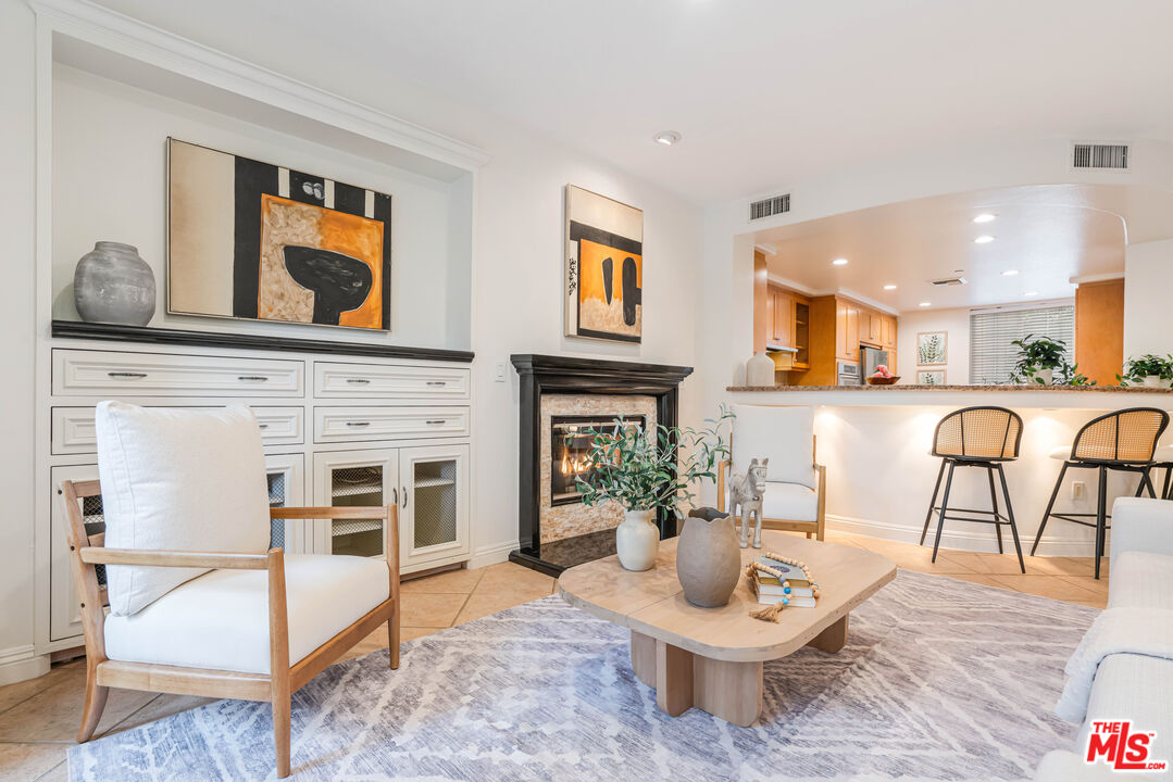 13173 Pacific Promenade Unit: 101