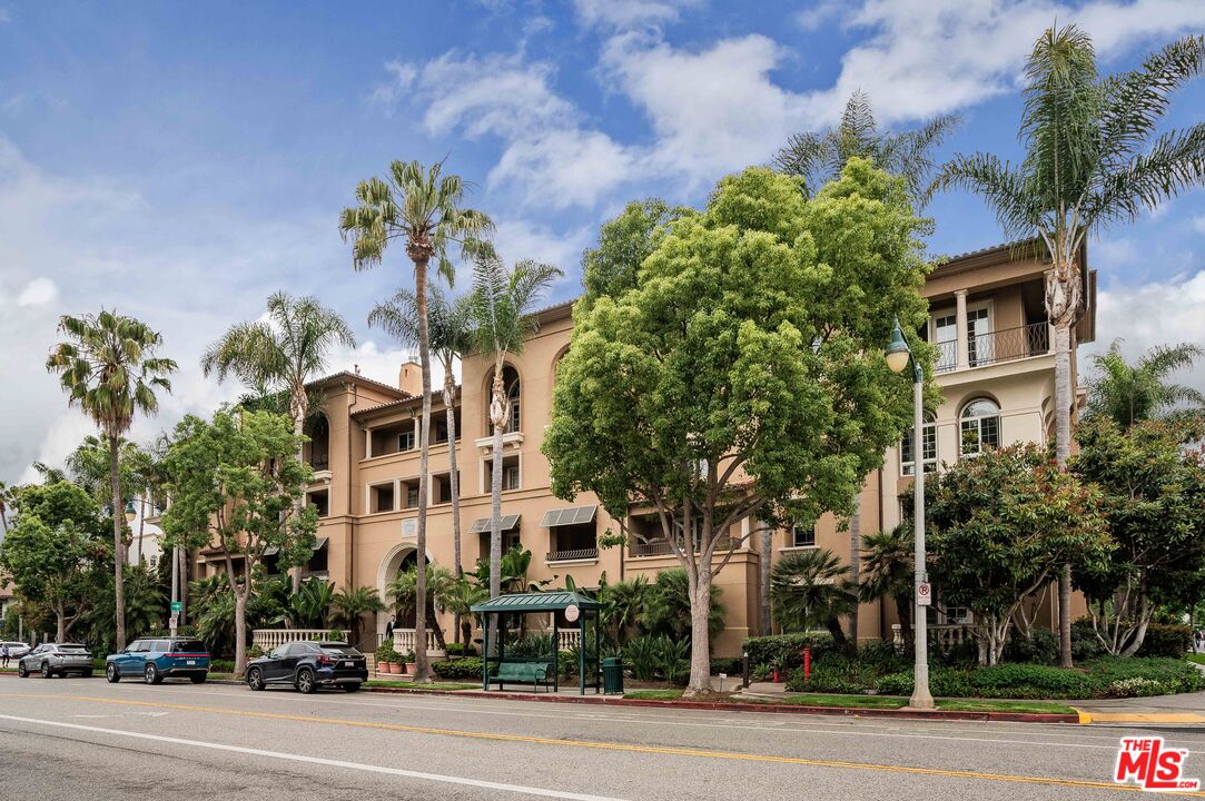 13173 Pacific Promenade Unit: 101