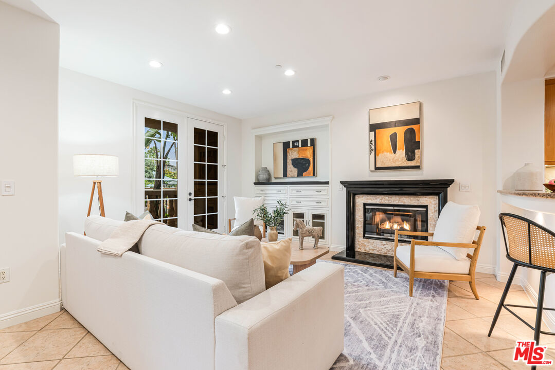 13173 Pacific Promenade Unit: 101