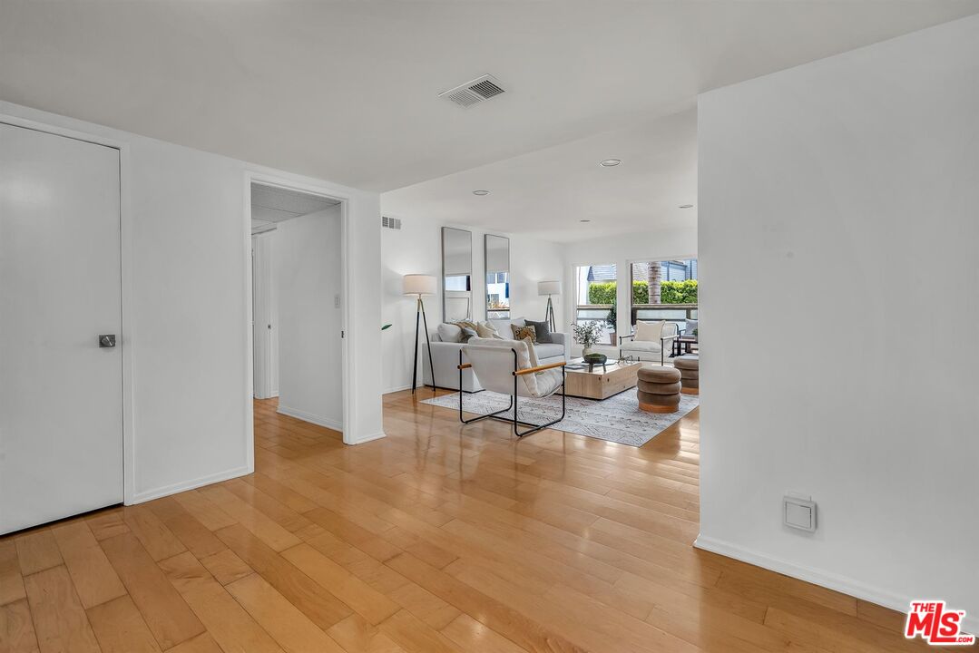 4200 Via Dolce Unit: 128