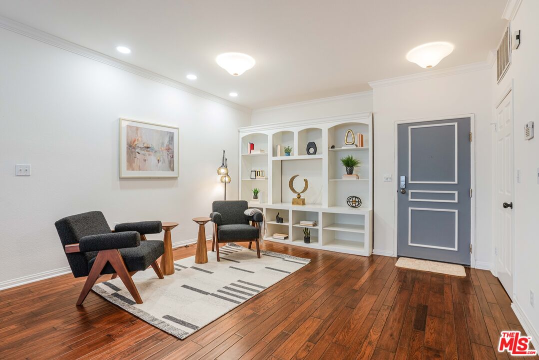 11737 Darlington Ave Unit: 103