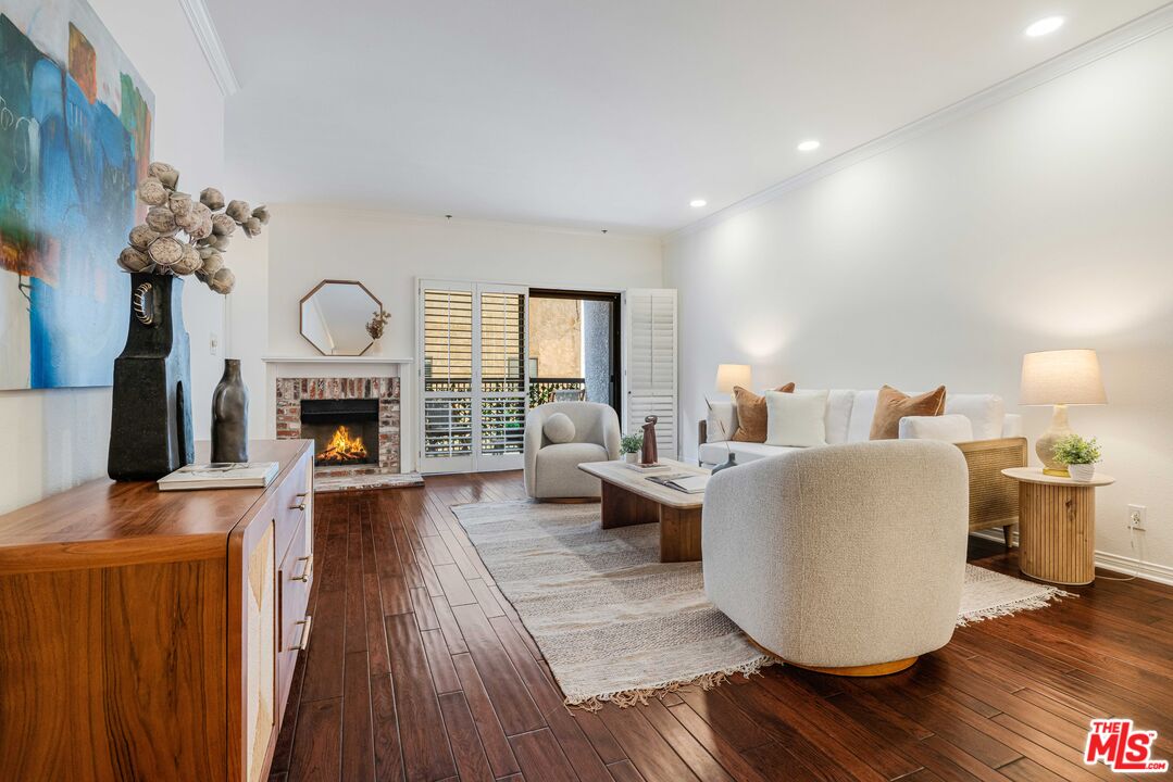 11737 Darlington Ave Unit: 103