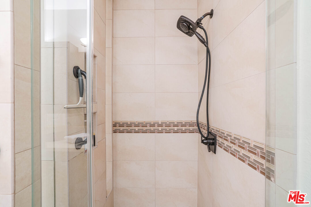 11737 Darlington Ave Unit: 103