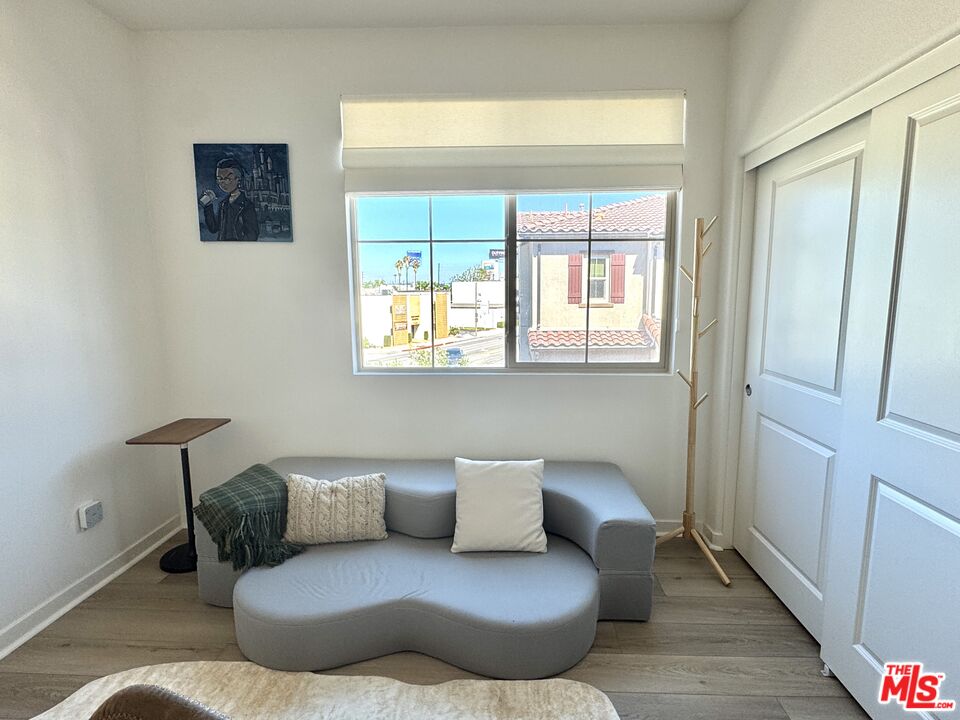 11338 Valley Unit: C