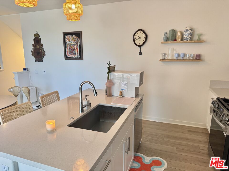 11338 Valley Unit: C