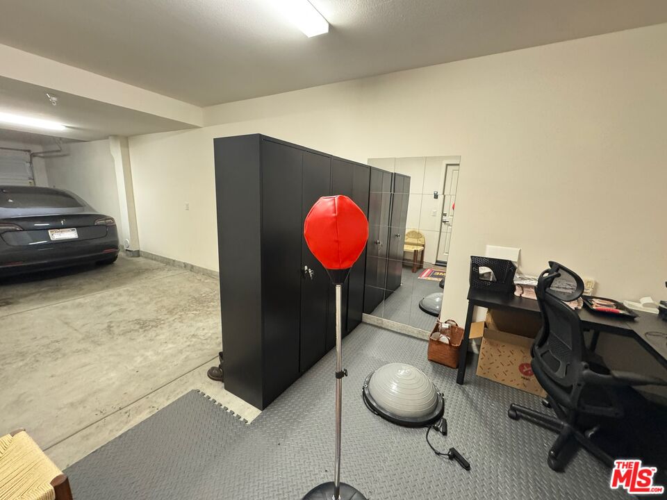 11338 Valley Unit: C