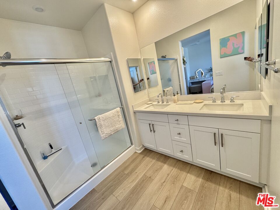 11338 Valley Unit: C