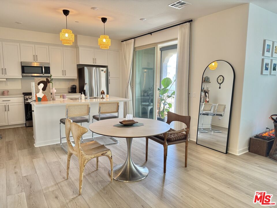 11338 Valley Unit: C