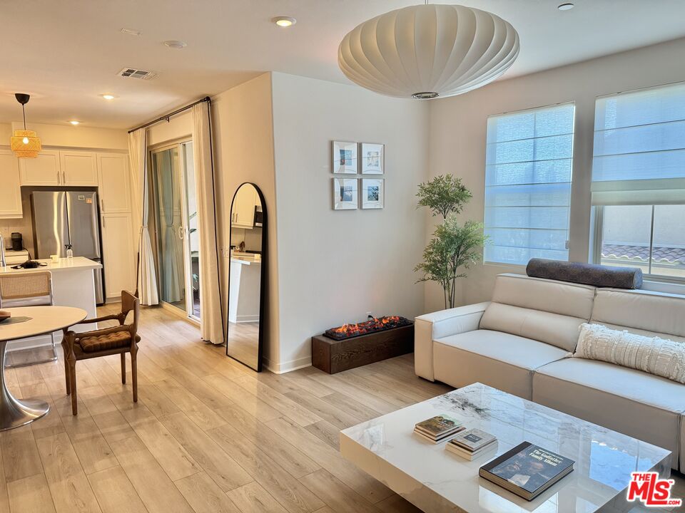 11338 Valley Unit: C