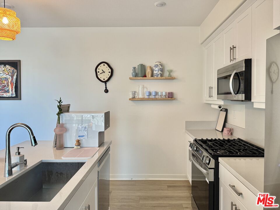 11338 Valley Unit: C